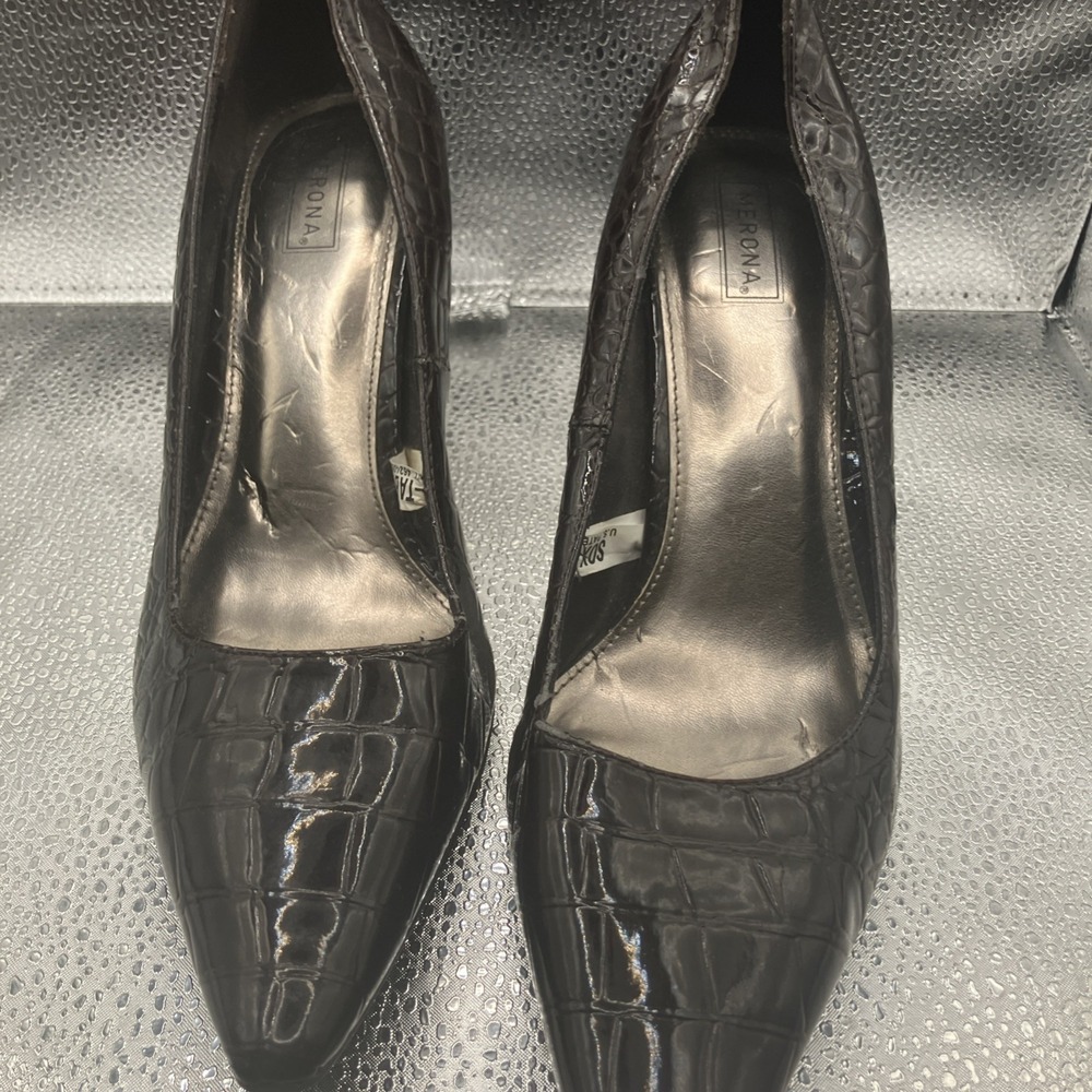 Merona Brown Faux Leather Snakeskin Heels Pointed Toe Pumps, Size 7
